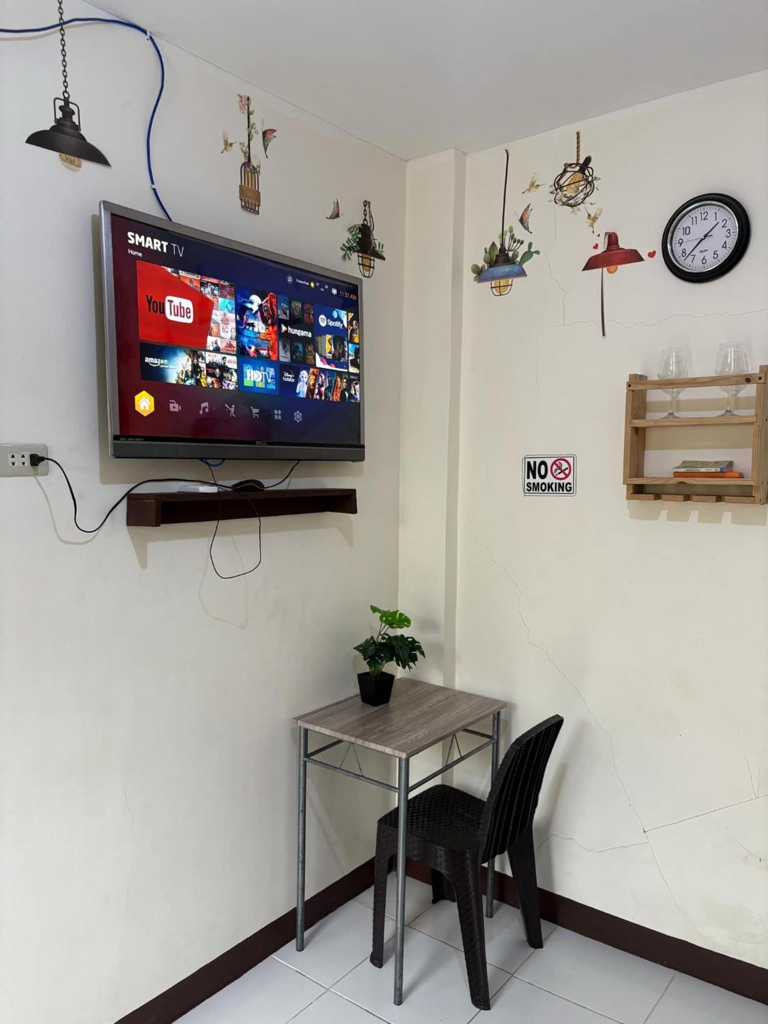 Airport Villamor Transient Rooms Manila Exterior photo